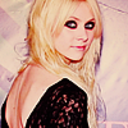 adoremomsen avatar