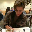 alexistabizon avatar