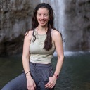 angiepantstakesontheworld avatar