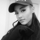 arianagrande-blog avatar