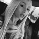 arianagrdebtra avatar