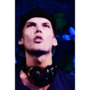 aviciiftkrewella avatar