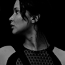 bebravekatniss avatar