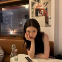 carnationreddd avatar