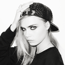 catwalk-style avatar