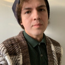 caughtbetweentwostools avatar