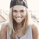 chickswithcaps avatar