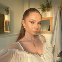 claudiaxashdown avatar