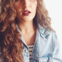 curlyandredlipstick avatar