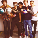 fallingfor5boys avatar