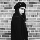 fallinginlovely avatar