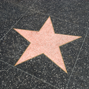 famousinuniverse avatar