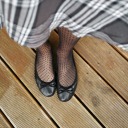flats-and-tights-wearing-girl avatar
