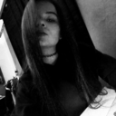 girl-in-dark-world avatar