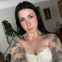 holidayhearrt avatar