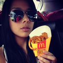 hot-girls-and-food avatar