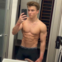 hot-guys-at-random avatar