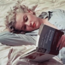 hotgirlsreadingbooks avatar