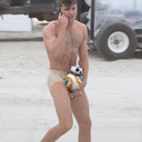 hotguysholdingbb8 avatar