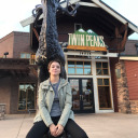 intothethinnestair avatar