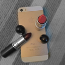 iphones-and-lipstick avatar