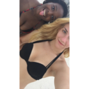 justaliitlebitcaughtinthemiddle avatar