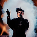 kiss-the-ghost avatar