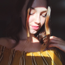 kissesand-tans avatar