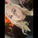 kissmyclosingeyes avatar