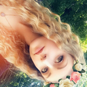 lauradoesnotexist avatar