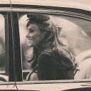 lavishly-living avatar