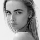 littlegirlonthemoon avatar