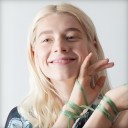 lost-in-your-lightt avatar