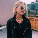 lovelyshatteredsouls avatar