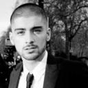 lovelyyzayn-blog avatar