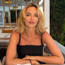 loving-villanelle avatar