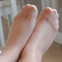 luvnylonfeet73 avatar