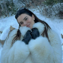 materialgirl01 avatar