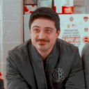 otissbluebearshirt avatar