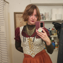 poppies-and-bones avatar