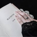 pretentiouspoe avatar