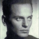 re-vo-lu-tu-m-to-tu-m avatar