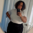 redlipstikrosepetals avatar