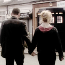 roses-are-red-tardis-is-blue avatar