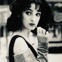 scarletshiftress avatar