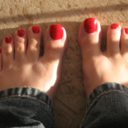 sexyredtoes avatar