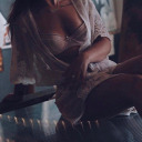 silkhoneyandpoetry avatar