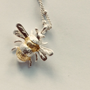 silverchainbee avatar