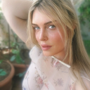 sissy-alifragi-poetry avatar