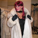 sissyslutwholovesfurcoats avatar